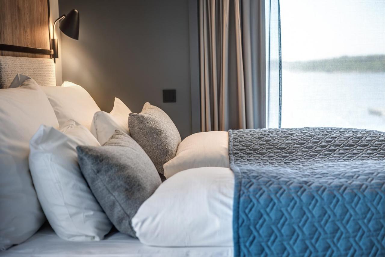 Quality Hotel Grand Ларвик Екстериор снимка