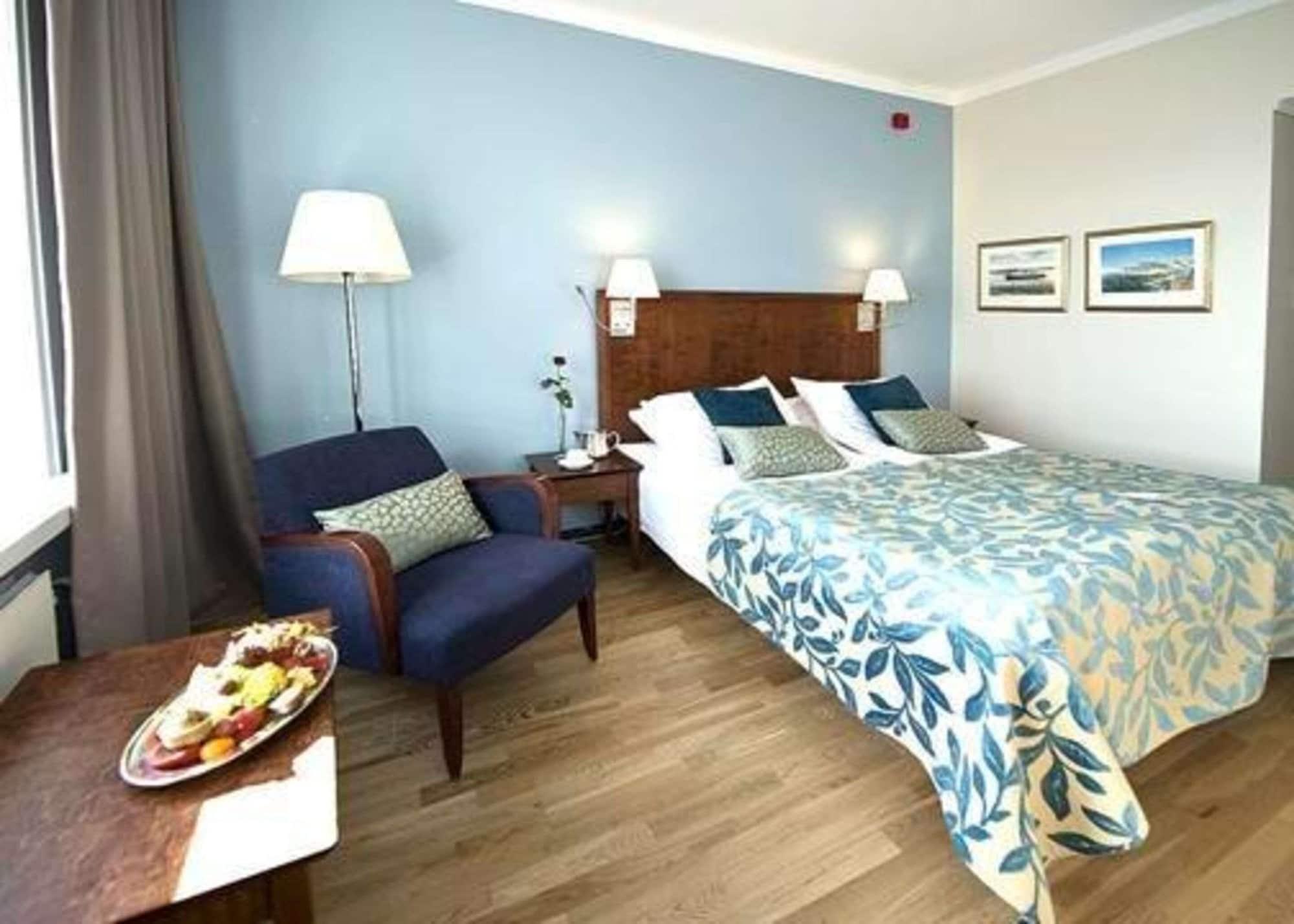 Quality Hotel Grand Ларвик Екстериор снимка
