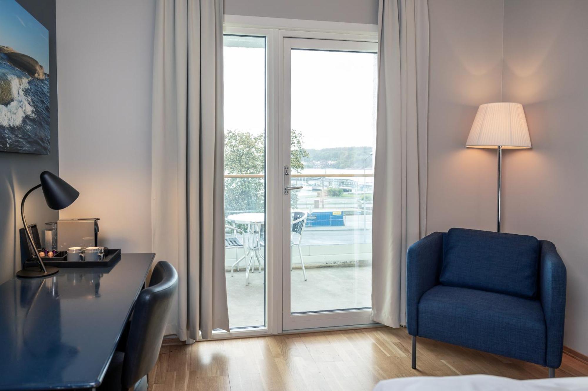 Quality Hotel Grand Ларвик Екстериор снимка